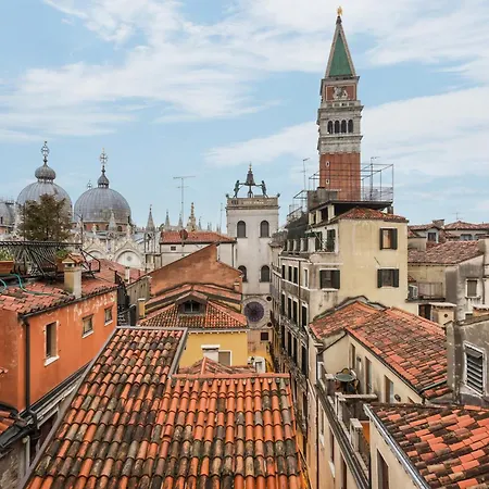Apartment Torre Dell'orologio Venedig